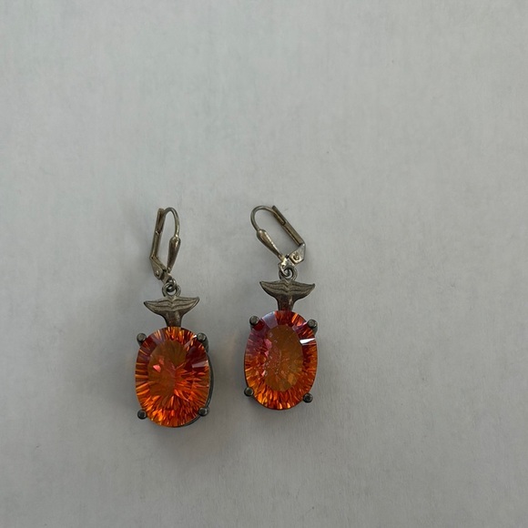 gorgeous Orange gemstone Earrings whale tail design - Picture 1 of 6